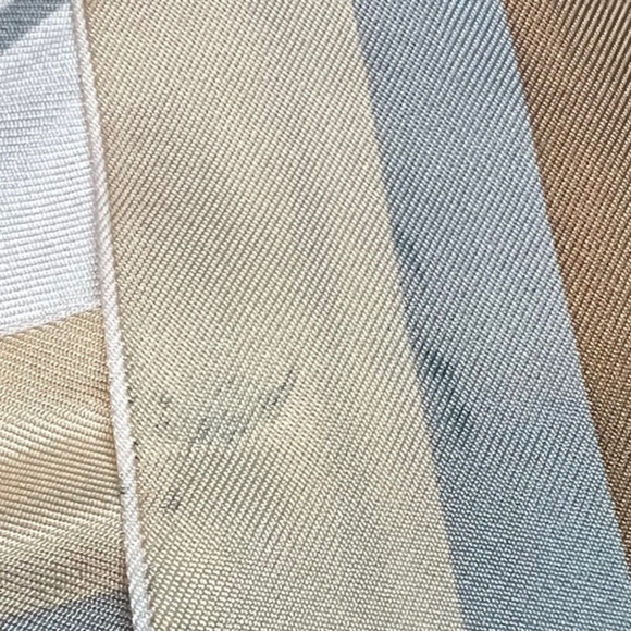 CHANEL Large Twilly Bandeau Scarf, Beige - Picture 5 of 5